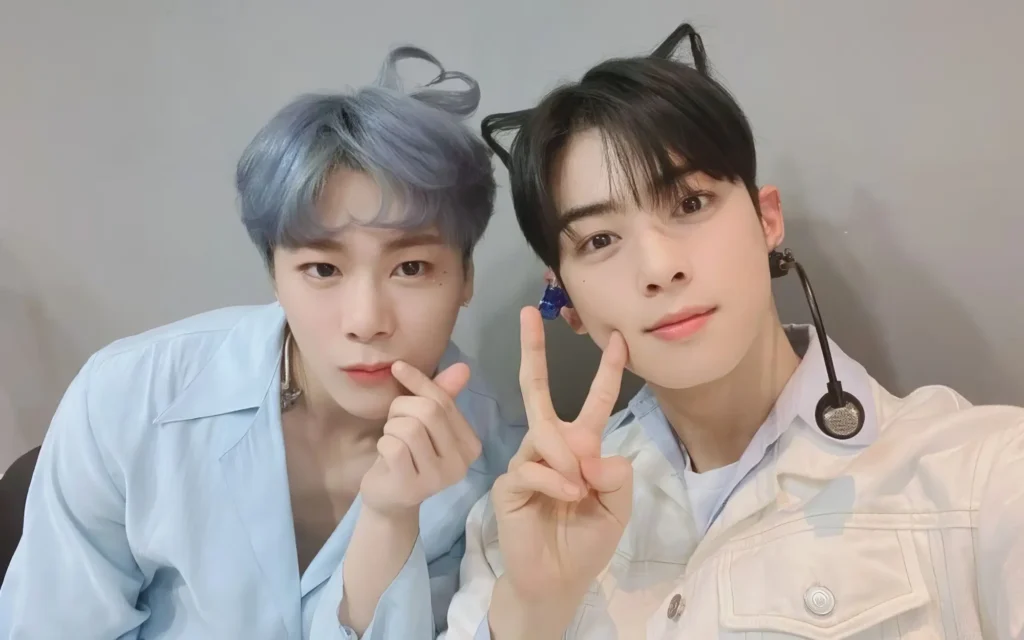 Moonbin and Cha Eun Woo