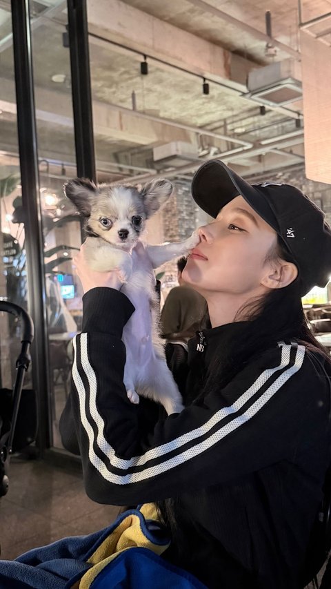 Aespa’s Winter Criticized After Instagram Post Amid W Korea Party Controversy 2 aespa Winter Instagram photo