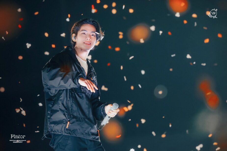 Jungkook or V: Which BTS Member Has the Most Powerful Stage Presence? 4 Poll winner V