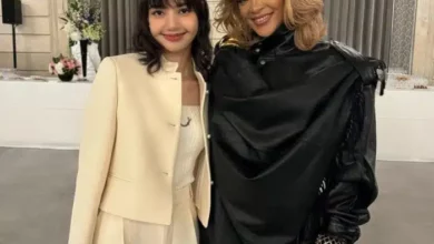 BLACKPINK's Lisa shared a photo with Rihanna on Instagram 7 Lisa Rihanna Instagram