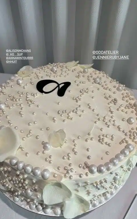 BLACKPINK's Jennie Held a Lavish Party to Celebrate The Founding of ODDATELIER 3 2