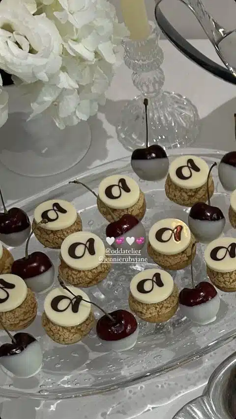 BLACKPINK's Jennie Held a Lavish Party to Celebrate The Founding of ODDATELIER 5 4