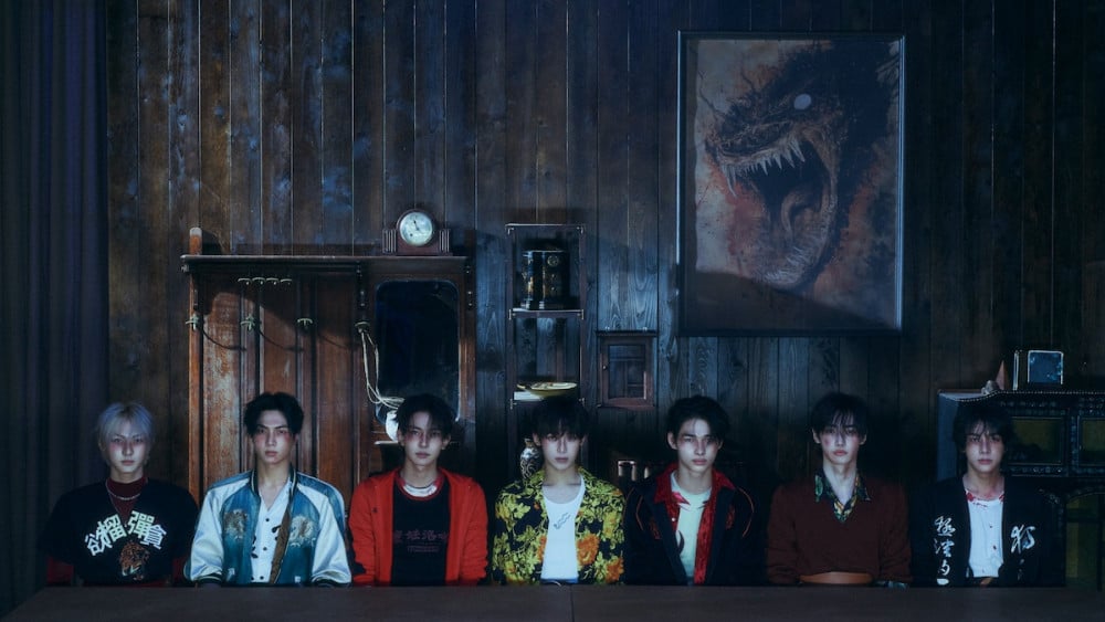 ENHYPEN's Sixth Mini Album 'Desire: Unleash' Achieves Over 1.89 Million Sales on Day One 1 ENHYPEN Desire : Unleash