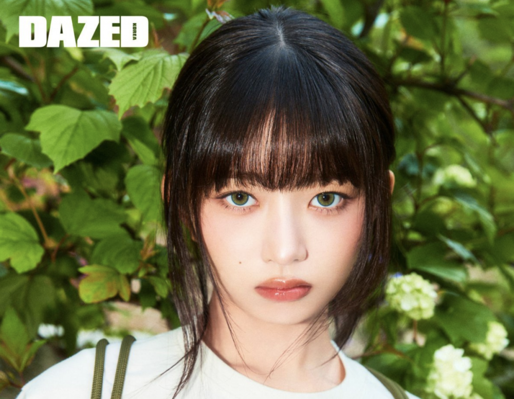 IVE’s Rei Shines With Vibrant Youth in Stunning New Photo Shoot 1 Image