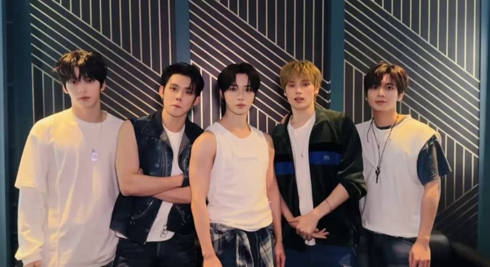 Fans Express Discontent Over TXT’s Stylist Following Recent Stage Outfit Updates 11 Recent TXT outfits