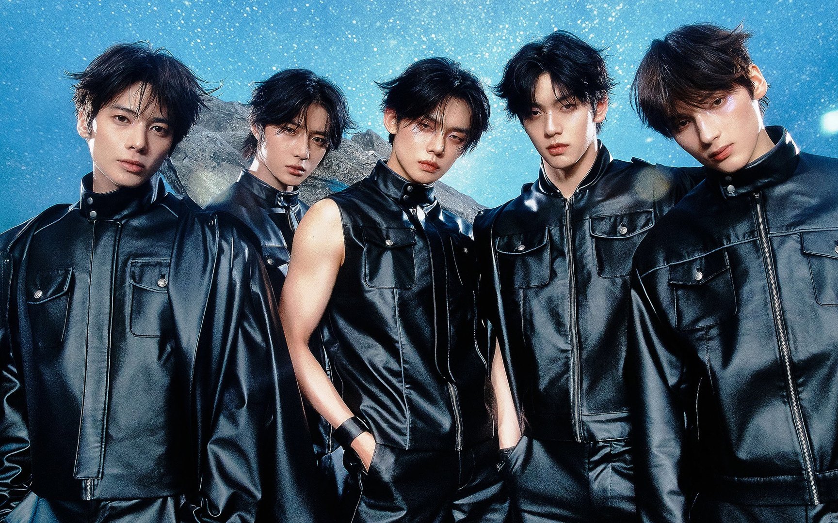 TXT Unveils New Concept Photos for Fourth Full Album 'The Star Chapter: TOGETHER' 1 TXT releases new concept photos for 4th full album 'The Star Chapter: TOGETHER'