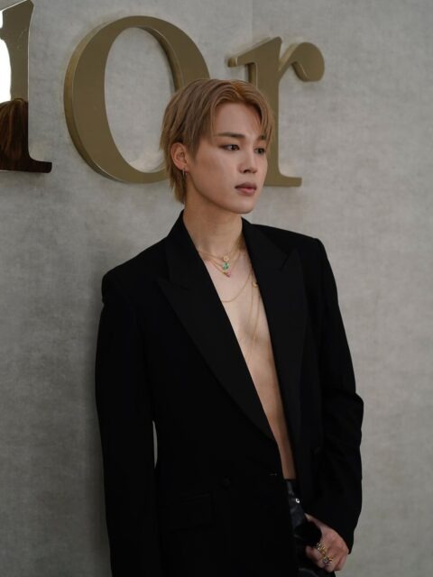 BTS Jimin’s Security at Paris Fashion Week Was So Tight, No One Could Get In — Including The First Lady 1 Jimin | *ELLE Korea*