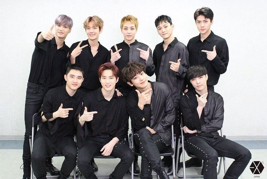 EXO’s New Group Photo Sparks Debate and Mixed Responses 3 EXO OT9