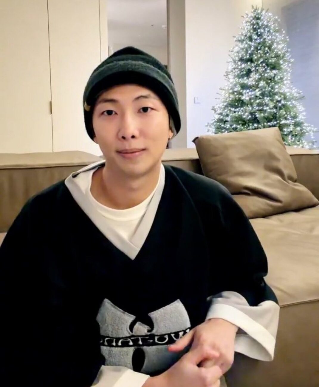 BTS’s RM Surprises Fans by Revealing Relationship Status and Discussing Marriage in Live Broadcast 2 RM on Weverse Live