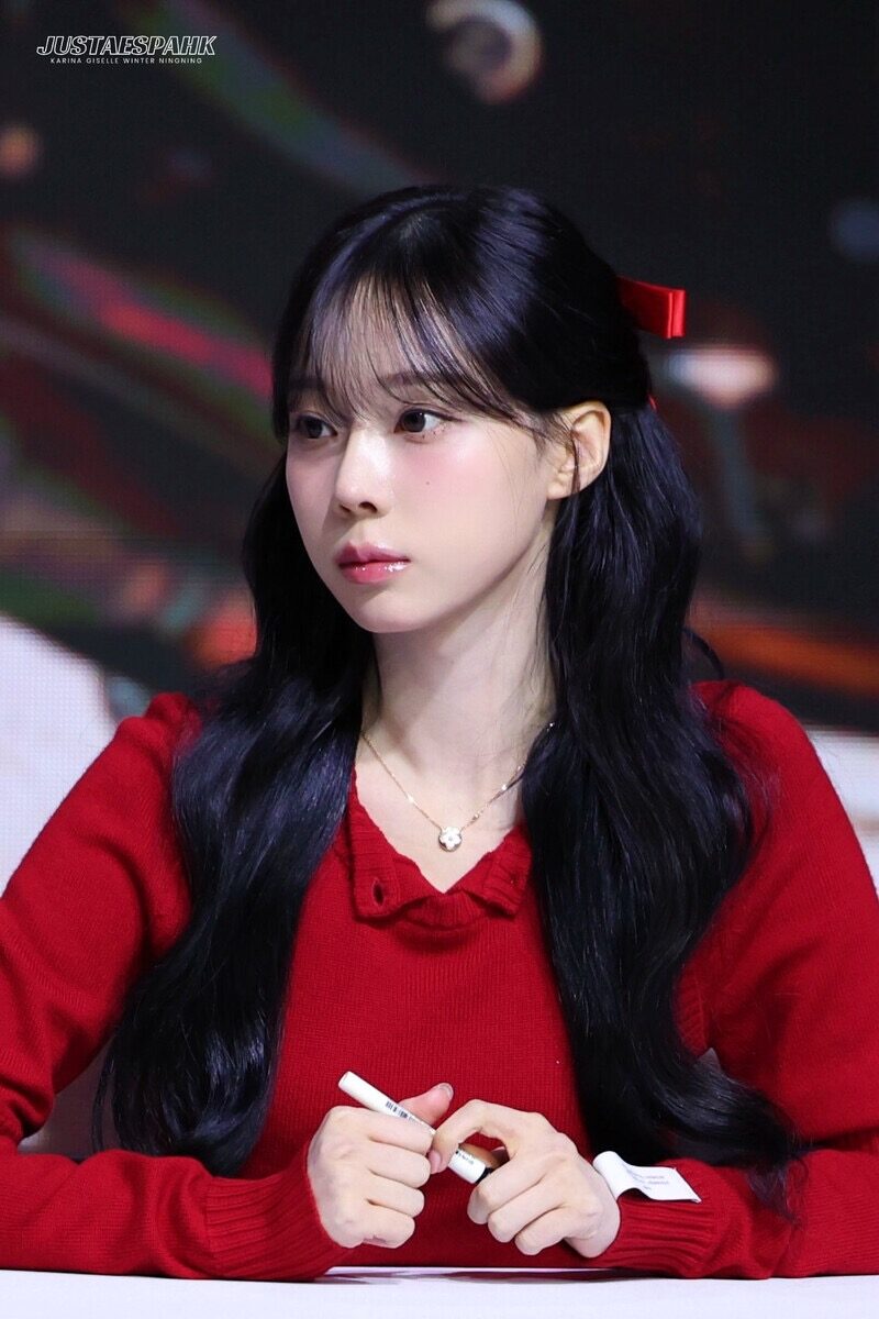 Aespa’s Winter Allegedly Mistreats Staff, Video Sparks Controversy 1 Winter styling behind the scenes