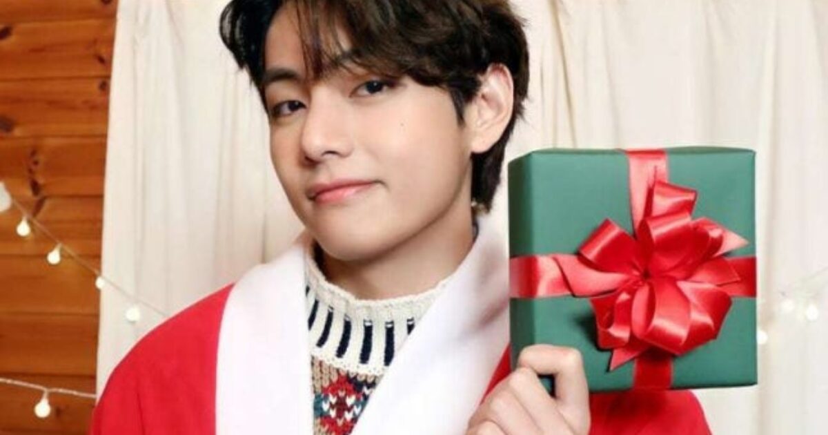 BTS’s V Sparks Unexpected Item to Sell Out Following Christmas Gift Reveal 1 V with Turkish chocolate