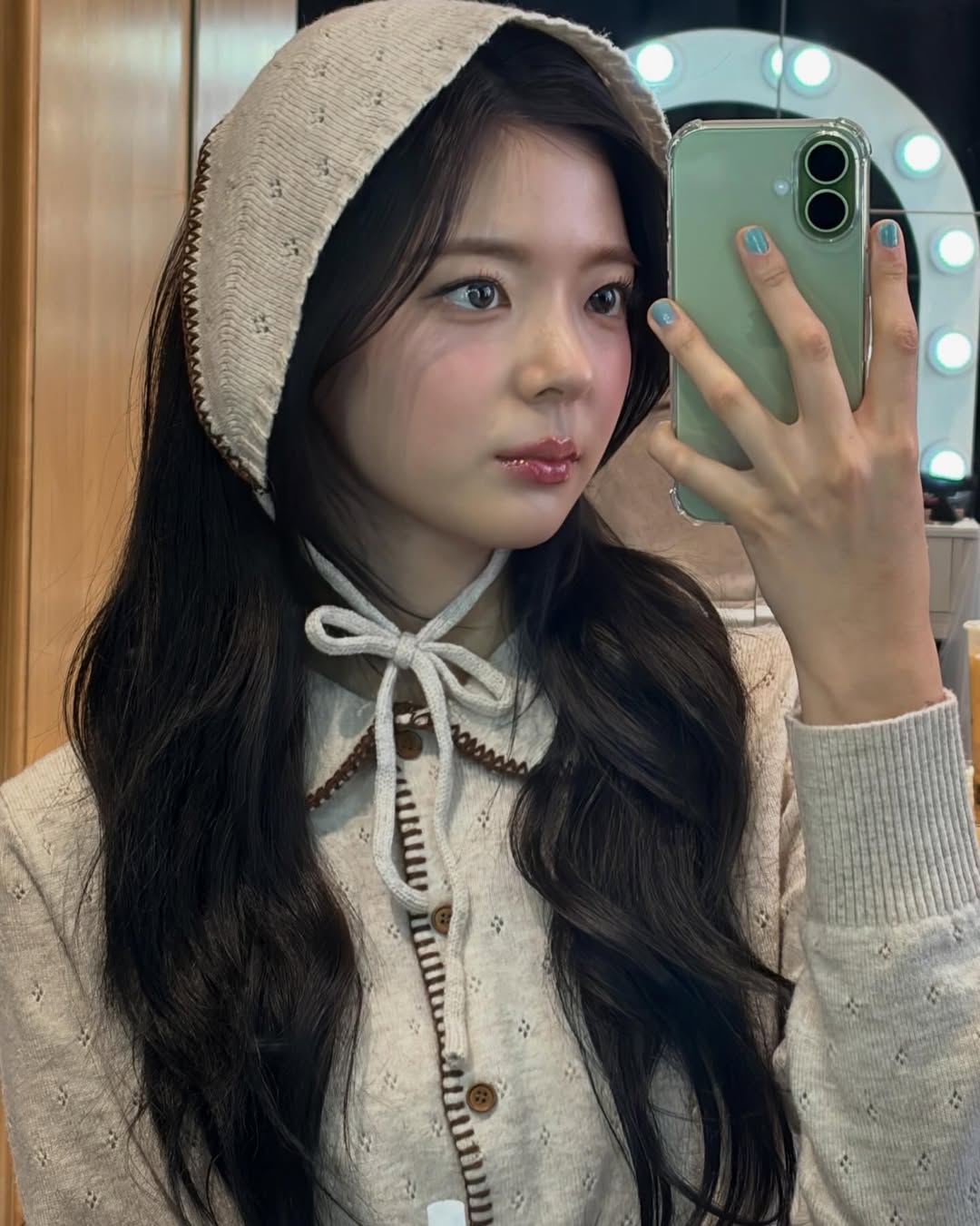 ITZY’s Lia Provokes Diverse Responses with Troubling Remarks on Mental Health 1 Lia Instagram