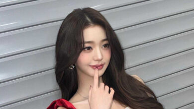 IVE Jang Wonyoung Santa Transformation