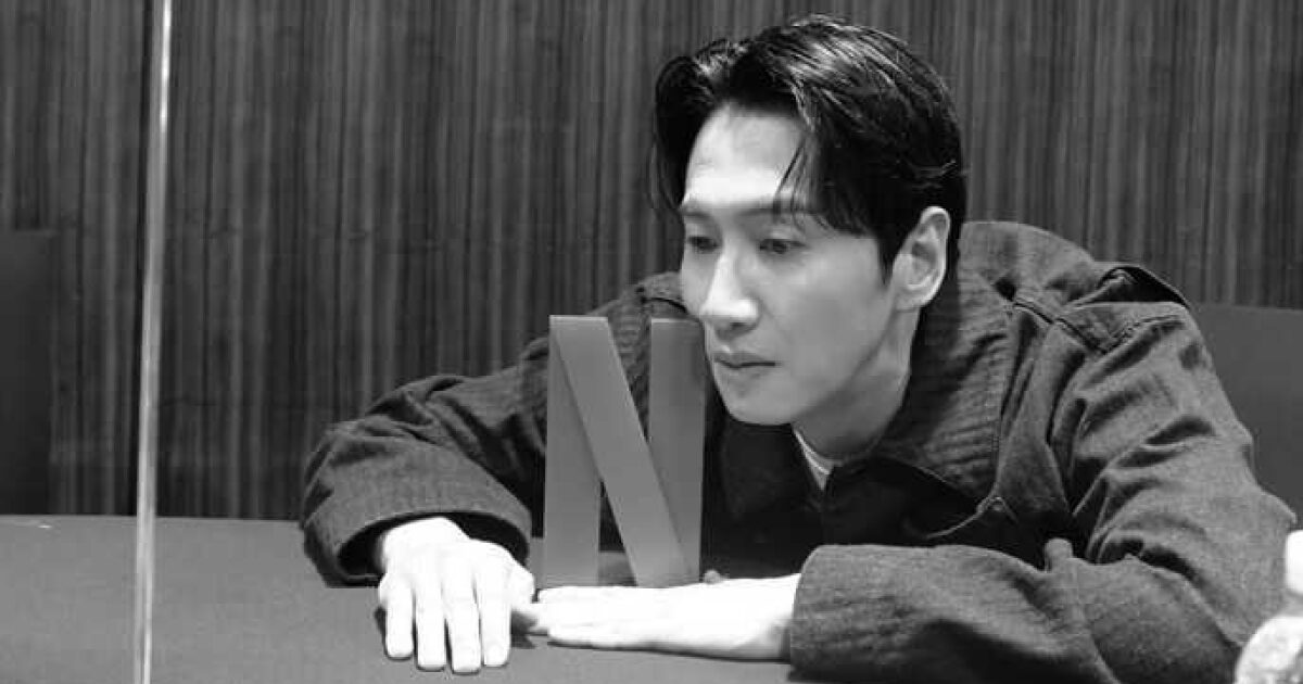 Lee Kwang Soo Confirmed to Attend Kim Woo Bin and Shin Min Ah's Wedding by His Agency 1 Lee Kwang Soo