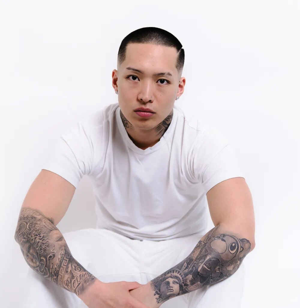 ‘Show Me The Money’ Contestant Accused Of Sexually Assaulting Underage Fan, Deletes Social Media Accounts — Previously Harassed LE SSERAFIM And ITZY’s Ryujin 1 Owen Ovadoz