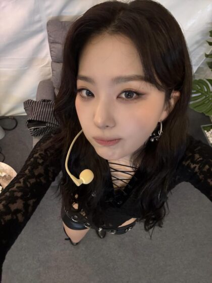 Red Velvet Member's Bold Sheer Lace Ensemble Sparks Viral Buzz 3 Seulgi mature vibes