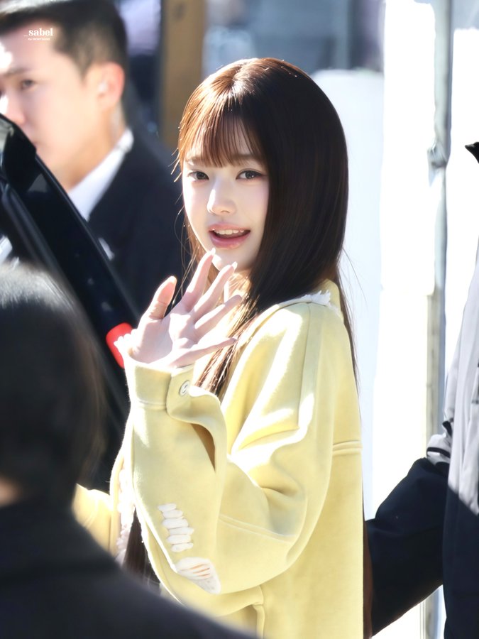 Event Organizer Responds Following IVE's Wonyoung Criticism Over Recent Lateness 1 Jang Wonyoung at BARRIE event