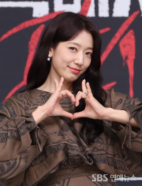 K-Drama Actress Remembers Being Slapped During Filming and Crying Quietly 1 Park Shin Hye