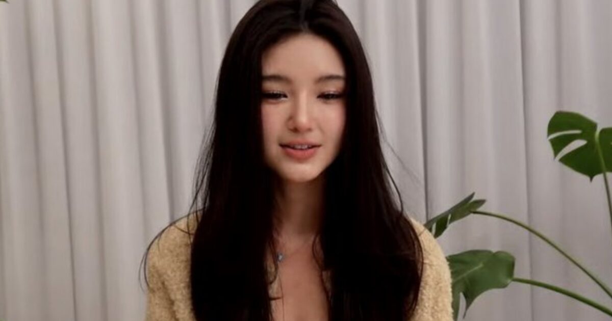 NewJeans Danielle livestream appearance