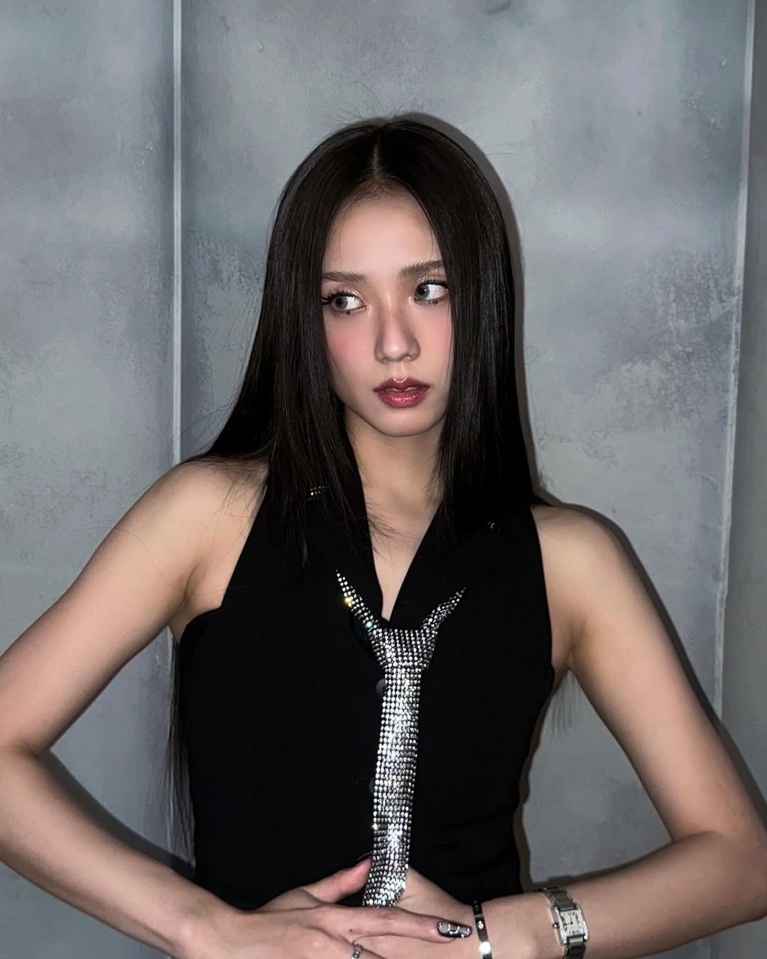 Controversy Arises Over BLACKPINK’s Jisoo Accused of Racism Against Lisa 2 BLACKPINK’s Jisoo | @sooyaaa__/Instagram