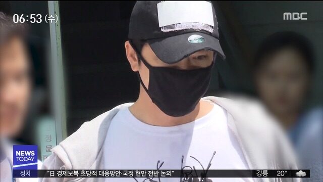 Actor's Suspected Drinking Issue Sparks Renewed Discussion on His Two DUI Convictions 3 Ahn Jae Wook after DUI news 2019