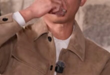 Ahn Jae Wook drinking on Zzanbros