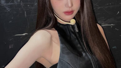 IVE Jang Wonyoung in leather outfit