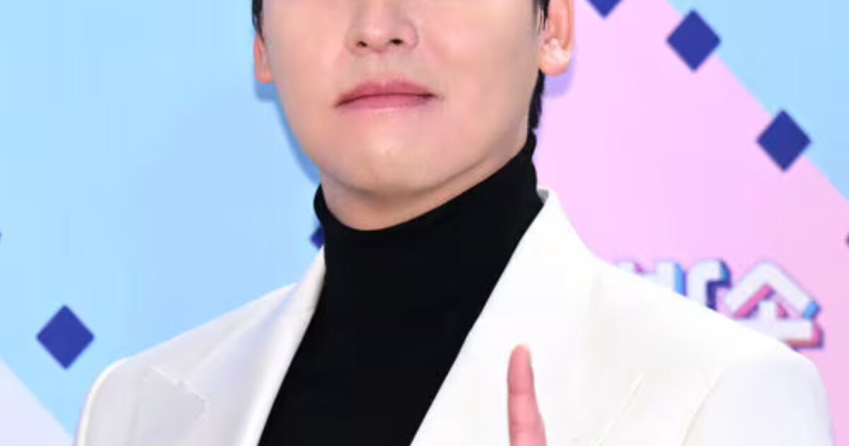 Lee Jang Woo and the sundae soup restaurant