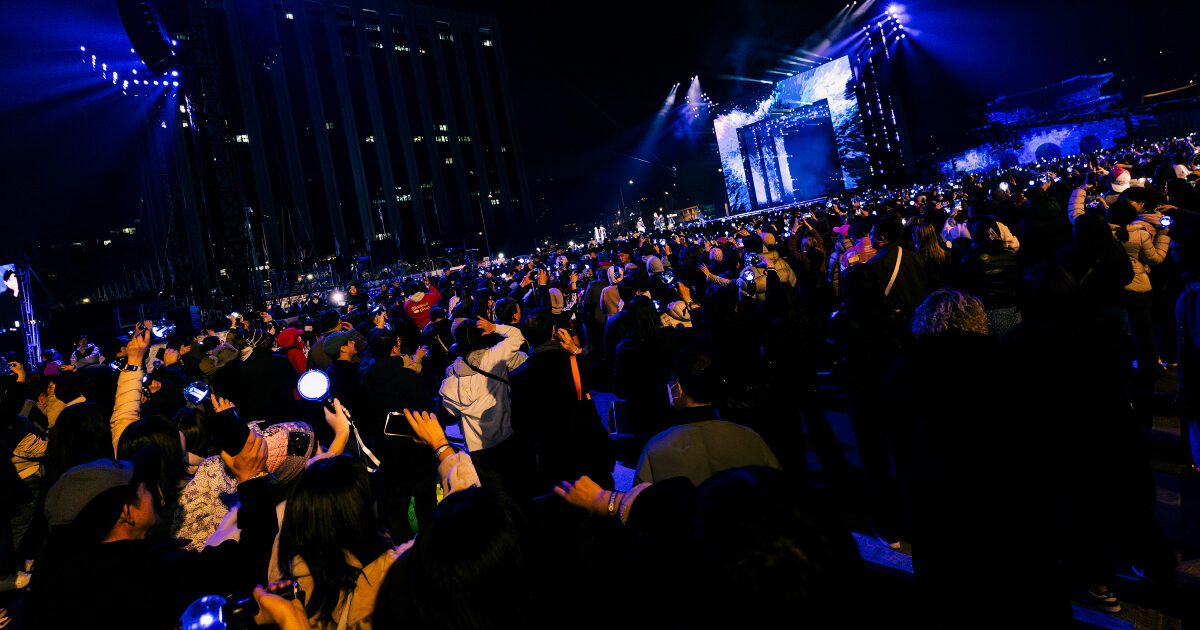 HYBE Releases Official Statement on BTS's Gwanghwamun Concert Controversy 1 HYBE Issues Official Statement Addressing Issues Surrounding BTS's Gwanghwamun Concert