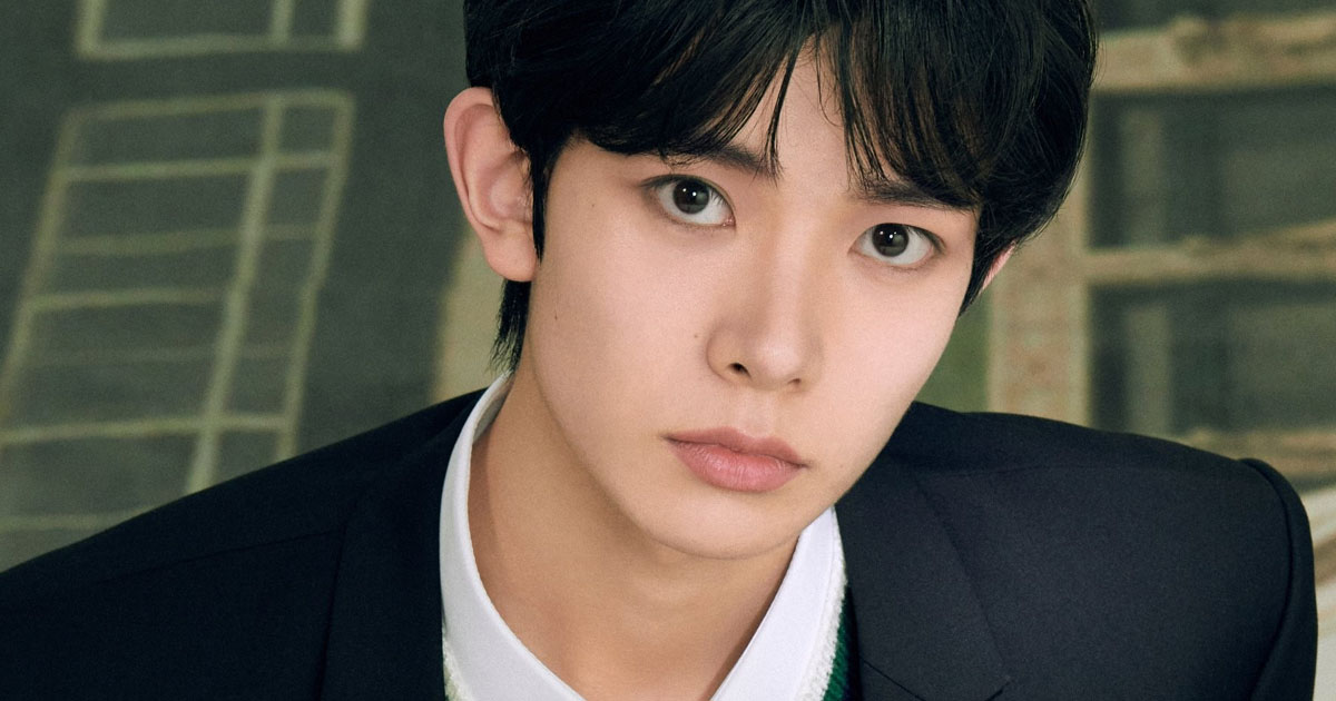 How Heeseung Handled Negative Comments as a Member of ENHYPEN 1 Heeseung