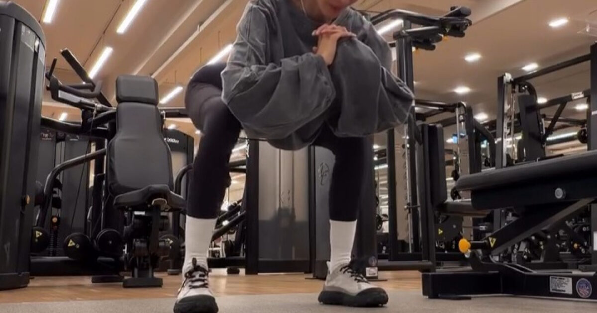 Korean Celebrity Shares Insight Into Her Exercise Regimen 1 Yoon Hye Jin Workout