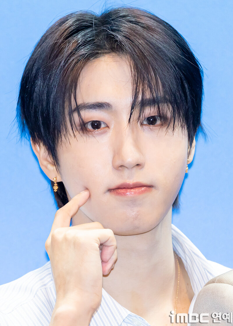 Stray Kids’ Han Faces Dating Rumors: What Fans Need to Know 2 1774087385141-d0zwrz-0