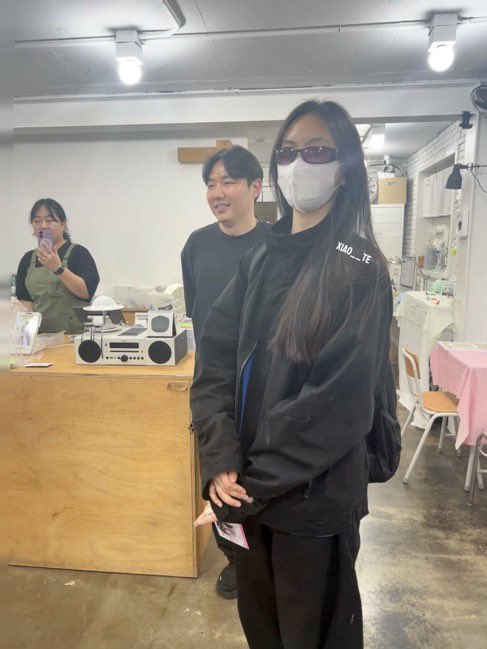 Hyein at fan event