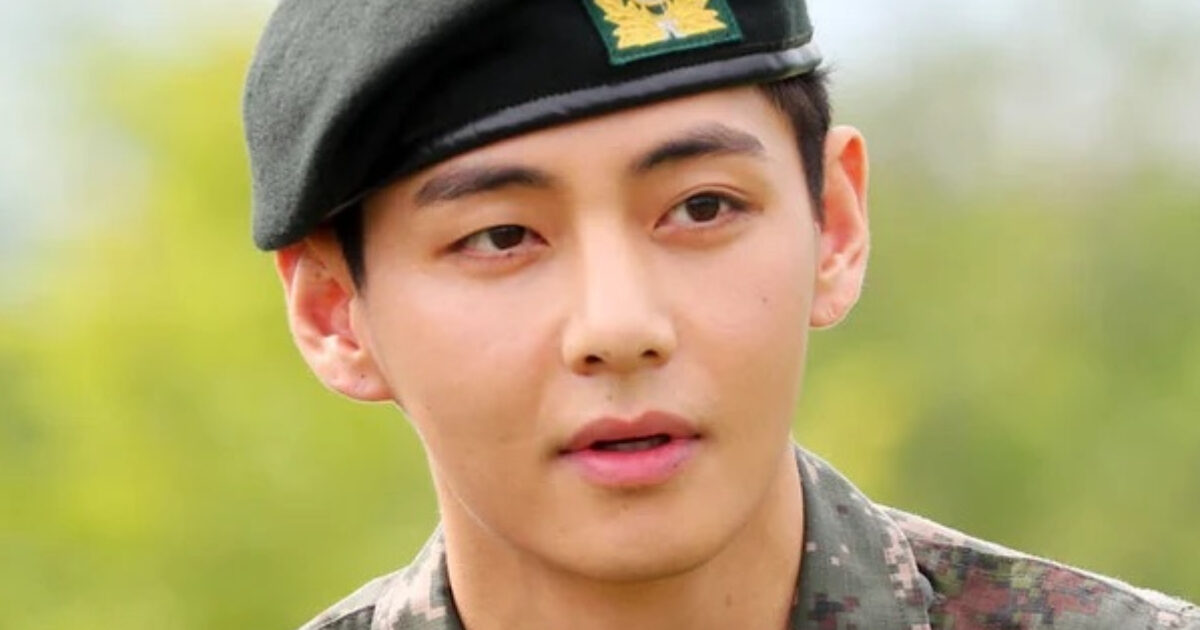 BTS V’s Military Story Goes Viral After Former Campmate Reveals New Details 1 BTS V’s Military Story Goes Viral After Former Campmate Shares New Details