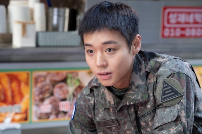 Leading Idol-Turned-Actor Announces Plans to Enlist Regardless of Agency Opposition 2 Park Jihoon serious