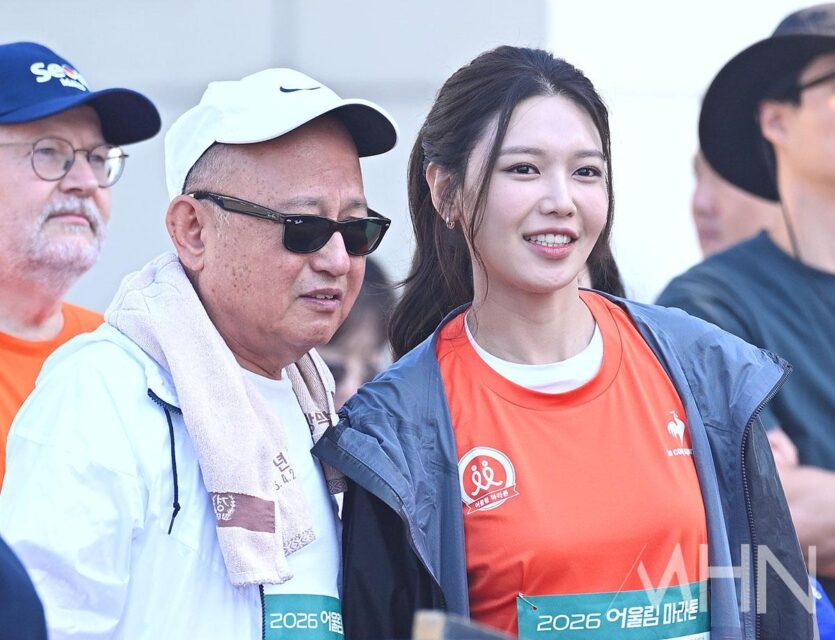 Girls' Generation's Sooyoung Seen Publicly For The First Time After Breakup Reports 3 Sooyoung during the marathon