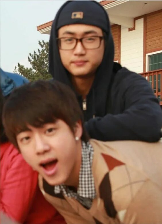 BTS Jin Faces Backlash Over Older Brother's Alleged Image Controversy 2 Kim Seok Joong on Juna Tour