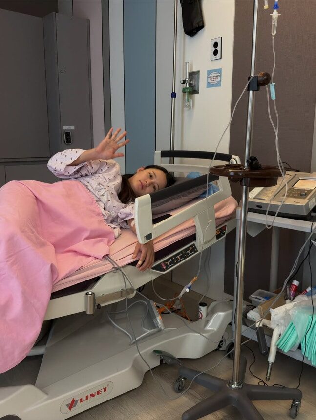 Leading K-Drama Actress Reveals Heartfelt Photos From Emergency C-Section Delivery 3 Nam Bo Ra smiling with baby