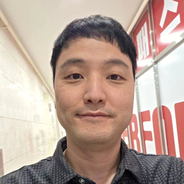 J Robin social media post