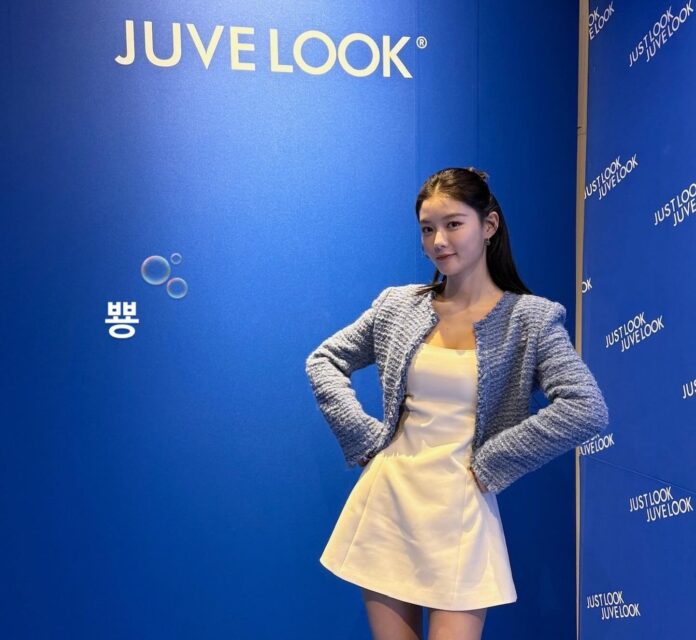 Kim Yoo Jung | _ @you_r_love/Instagram_