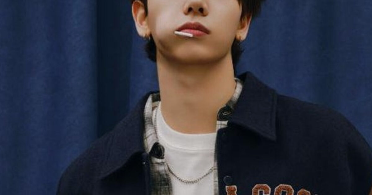 HYBE Idol Addresses Controversy Over Alleged Illegal Work 1 HYBE Idol Clarifies Recent Controversy About Working Illegally