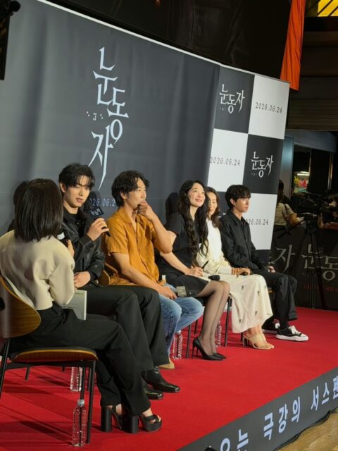 Kim Woo Bin’s Behavior at Shin Min Ah’s Movie Premiere Shows He’s the Perfect Partner 3 Host Ha Ji Young with Kim Woo Bin