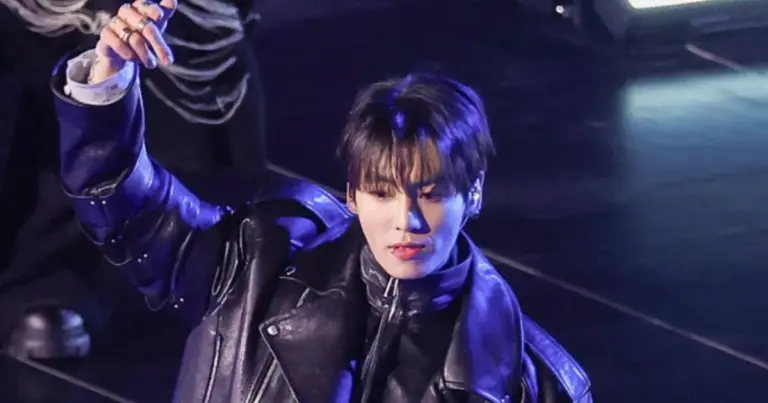Jungkook leaving a movie theater in Yongsan after watching 'Hope'