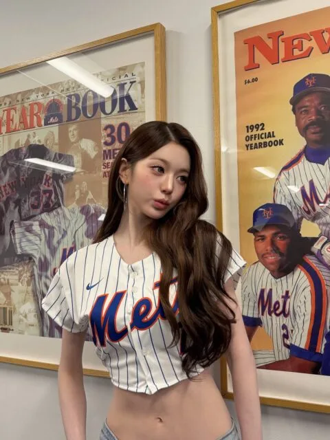 Jang Wonyoung in a crop top uniform at the MLB event