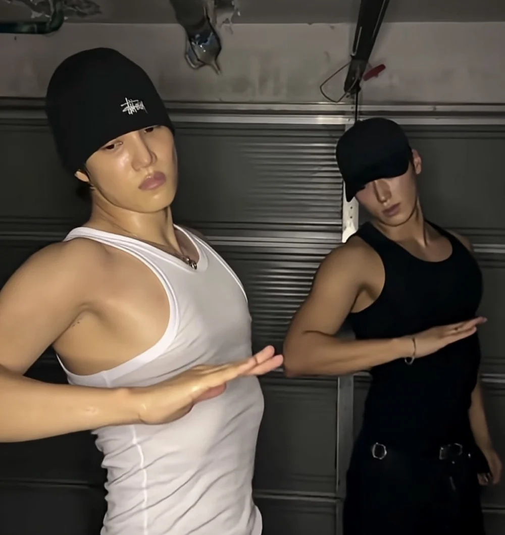 EXO's Kai and ATEEZ's San team up for viral "BAD" challenge 1 EXO's Kai and ATEEZ's San team up for viral "BAD" challenge