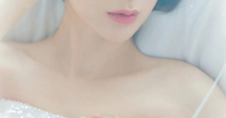 Seo In Young wedding controversy