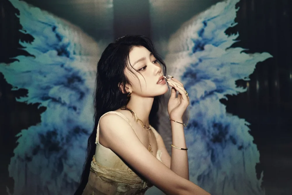 Kep1er's Xiaoting unveils angel-themed teaser photos for first solo single 'LEGEND' releasing July 30 5