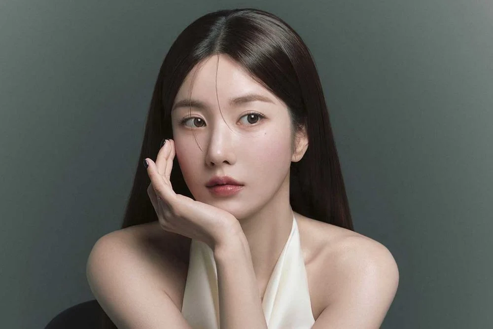 Kwon Eunbi leads first OST, sings main theme for KBS2's Love Is Coming 1 Kwon Eunbi leads first OST, sings main theme for KBS2's Love Is Coming