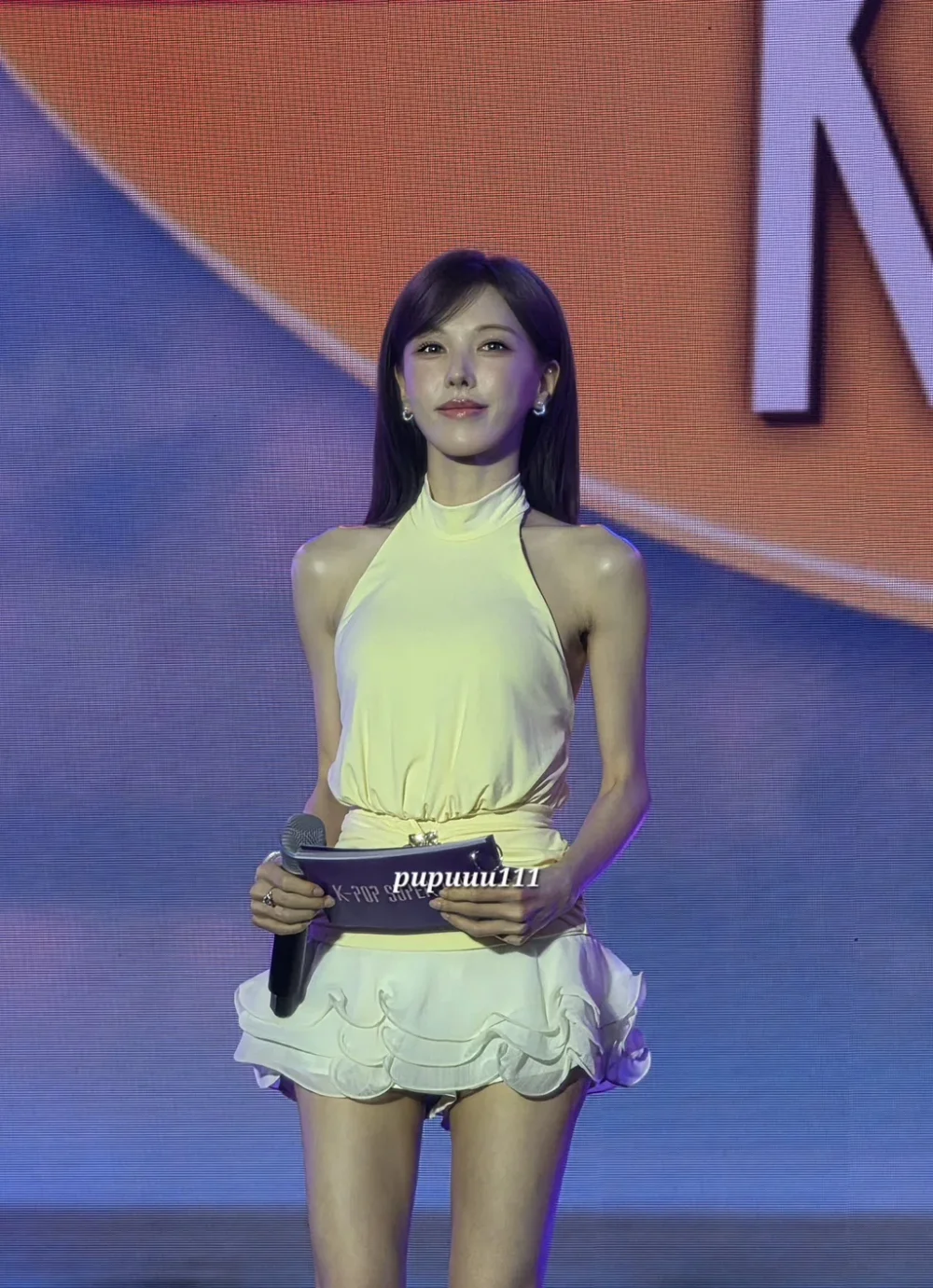 Red Velvet’s Wendy sparks fans' health concerns over extremely thin appearance 3
