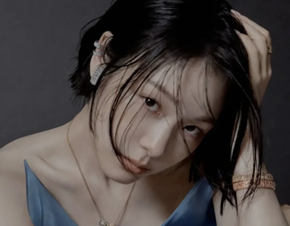 Yuna Kim debuts wet-look bob in sultry ELLE fashion spread 1 Yuna Kim captivates with a wet-look bob in sultry new fashion spread